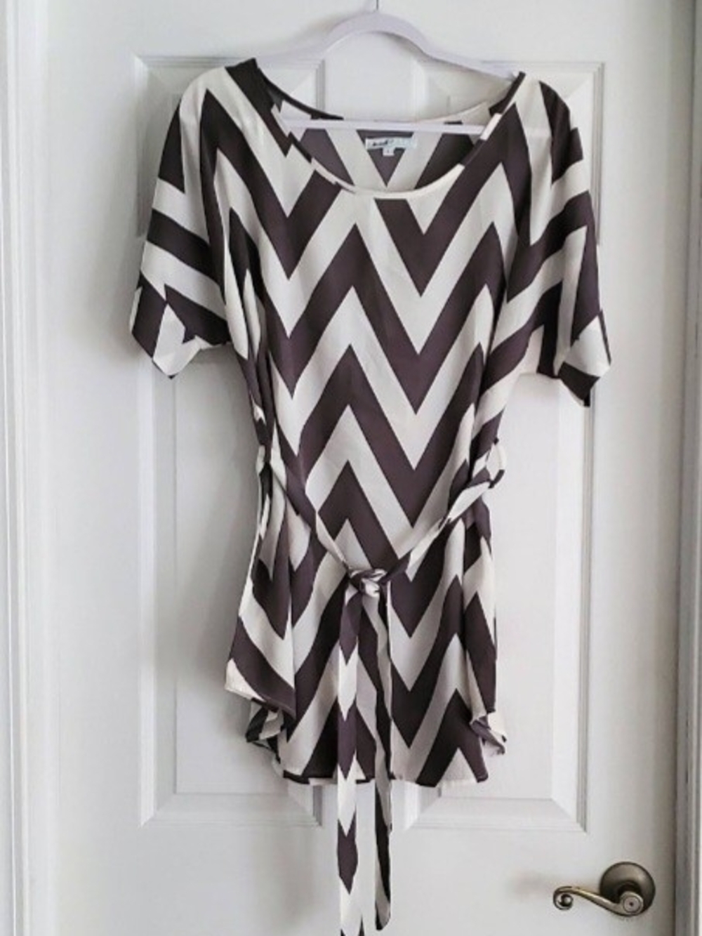 Sweet Salt Women’s Chevron Tie-Waist Tunic Top in Gray and White